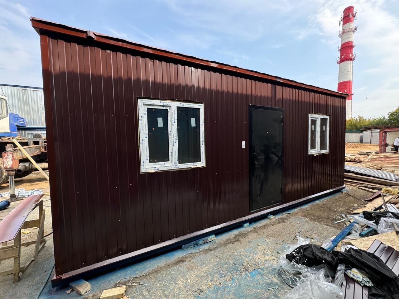 Бытовка с отделкой из профлиста