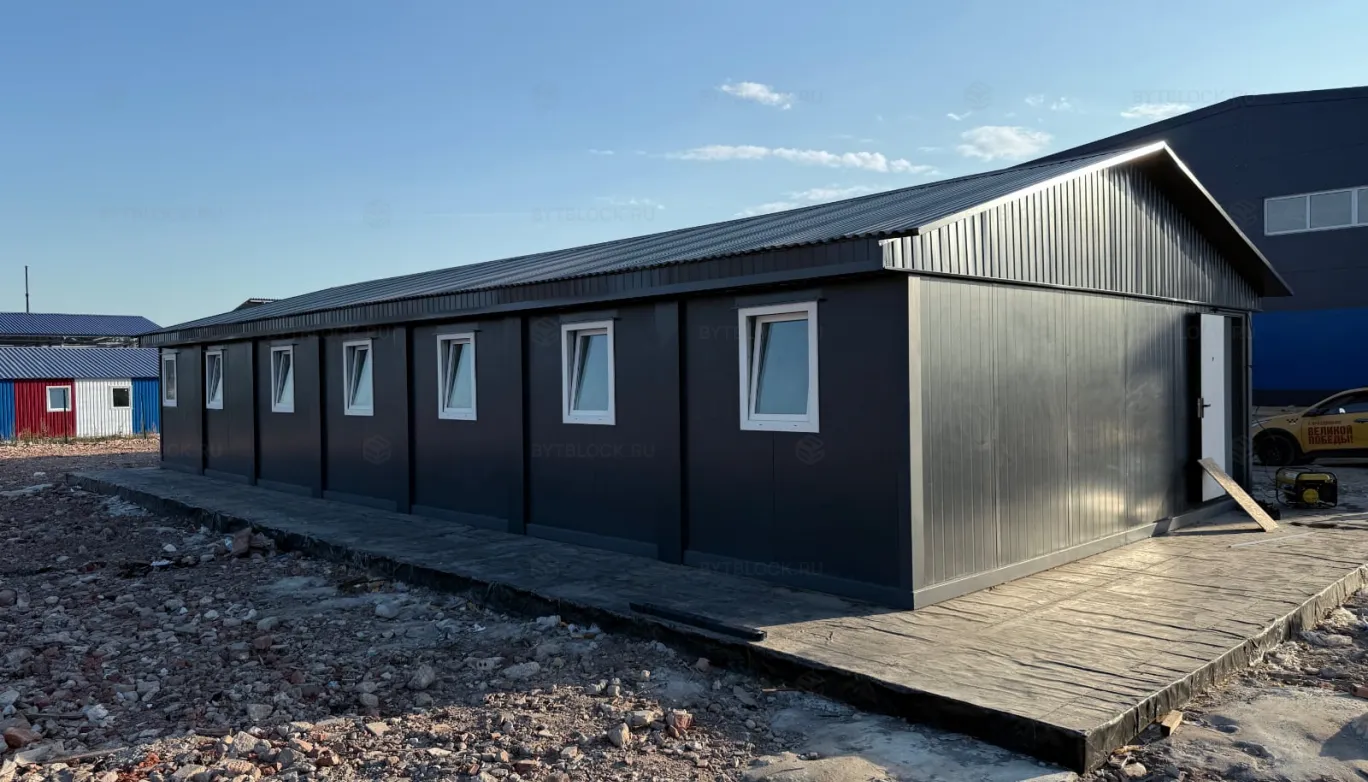 Модульное здание из 7 блок-контейнеров с санузлами в г. Одинцово